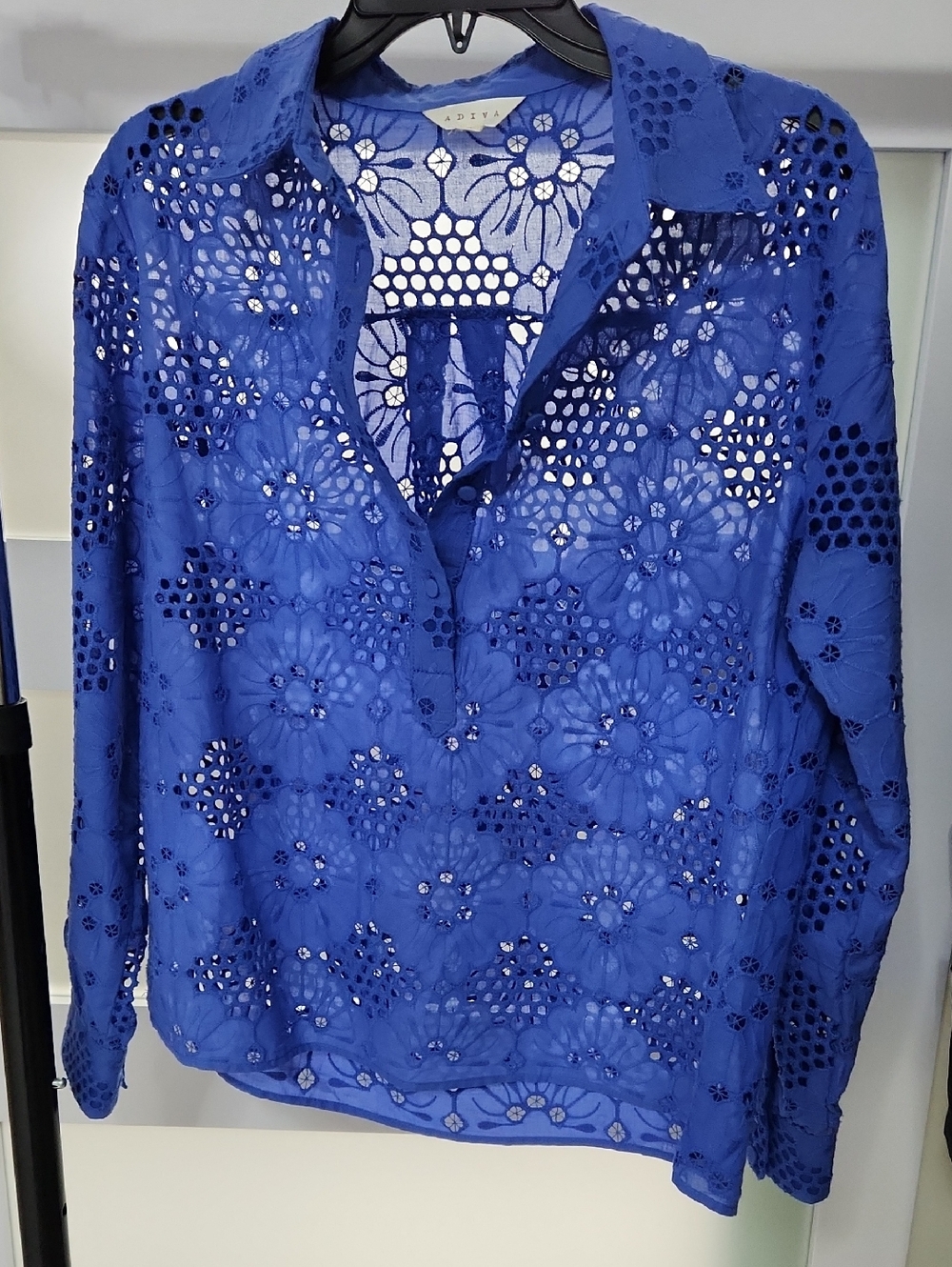 Adiva Cobalt Blue Floral Lace Button-Front Blouse